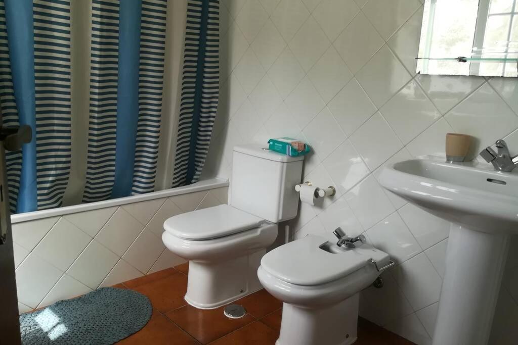 ヴィラ・ノヴァ・デ・ミルフォンテス Casa Marecoヴィラ エクステリア 写真